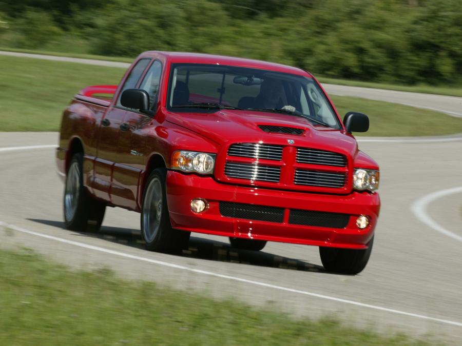  Dodge Ram SRT10 Quad Cab 2004 года  (фото 4 из 9)